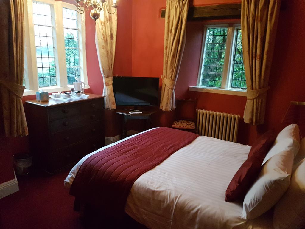 Churston Court Guest house 3*