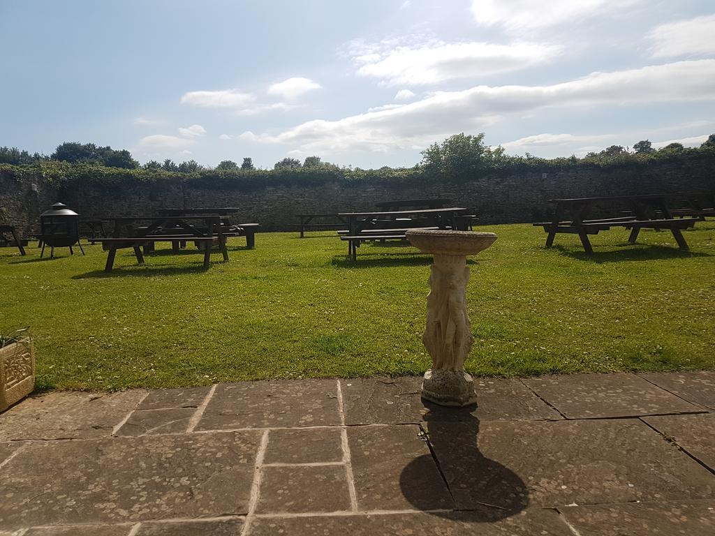 Churston Court 3*
